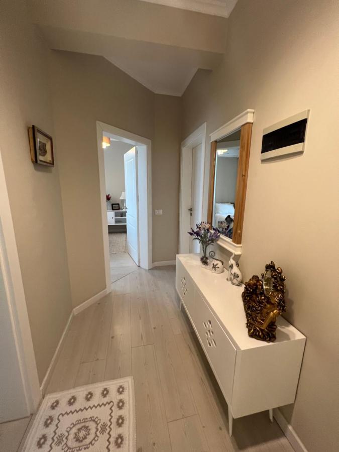 Grand New Bazaar Apartment ติรานา ภายนอก รูปภาพ