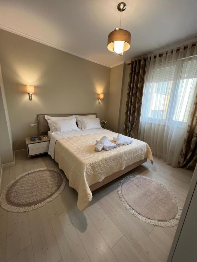 Grand New Bazaar Apartment ติรานา ภายนอก รูปภาพ